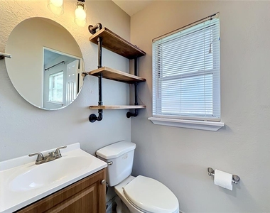 3012 Rogan Road - Photo Thumbnail 25