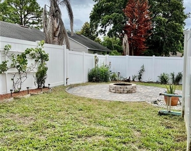 2018 Crosscreek Court - Photo Thumbnail 25