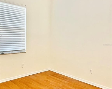 2018 Crosscreek Court - Photo Thumbnail 13