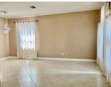 2018 Crosscreek Court - Photo Thumbnail 5