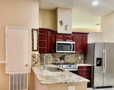 2018 Crosscreek Court - Photo Thumbnail 9