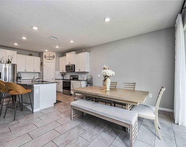 5329 Halewood Court - Photo Thumbnail 4