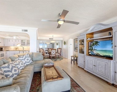 1 Benjamin Franklin Drive - Photo Thumbnail 14