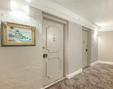1 Benjamin Franklin Drive - Photo Thumbnail 3