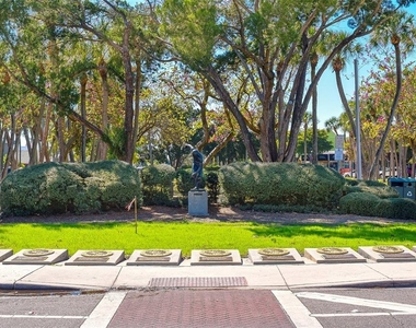1 Benjamin Franklin Drive - Photo Thumbnail 63