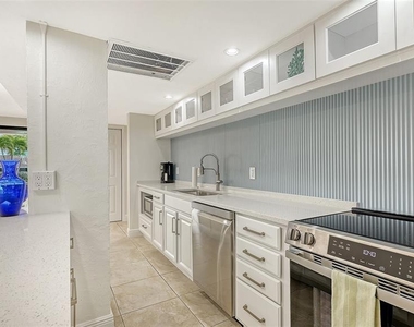 1 Benjamin Franklin Drive - Photo Thumbnail 51