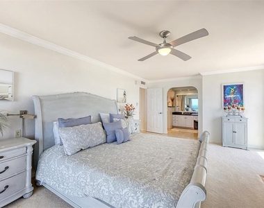 1 Benjamin Franklin Drive - Photo Thumbnail 25