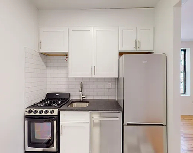417 East 65th Street - Photo Thumbnail 1
