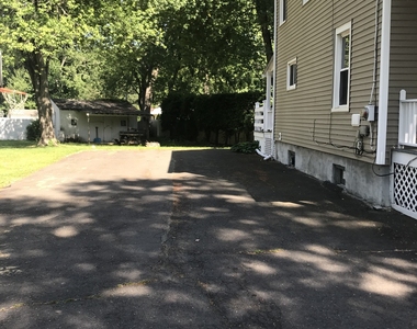310 Connecticut Avenue - Photo Thumbnail 15