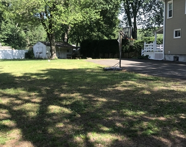 310 Connecticut Avenue - Photo Thumbnail 16
