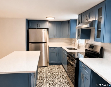 582 Main Street - Photo Thumbnail 1
