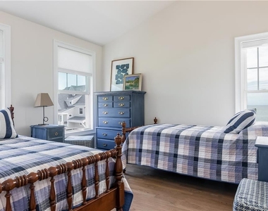 156 Kelsey Place - Photo Thumbnail 21