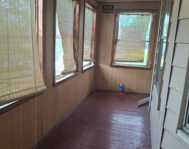 486 Wilson Street - Photo Thumbnail 7