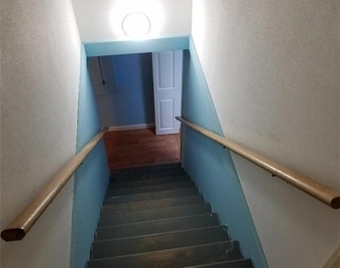 36 Woodcrest Drive - Photo Thumbnail 15