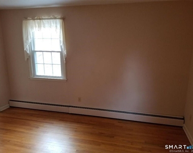 36 Woodcrest Drive - Photo Thumbnail 10