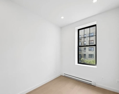184 Claremont Avenue - Photo Thumbnail 1