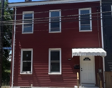 1615 Manhattan Street - Photo Thumbnail 13
