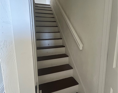 1615 Manhattan Street - Photo Thumbnail 16