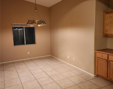 8657 Majestic Vision Way - Photo Thumbnail 6