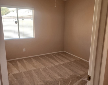 8657 Majestic Vision Way - Photo Thumbnail 10
