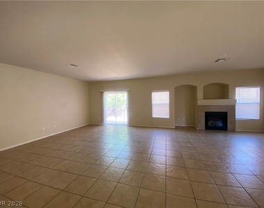 5980 Fidenza Avenue - Photo Thumbnail 6
