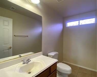 5980 Fidenza Avenue - Photo Thumbnail 13