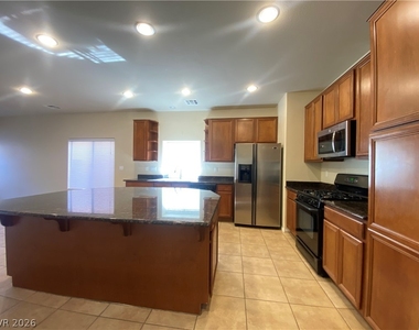 5980 Fidenza Avenue - Photo Thumbnail 9
