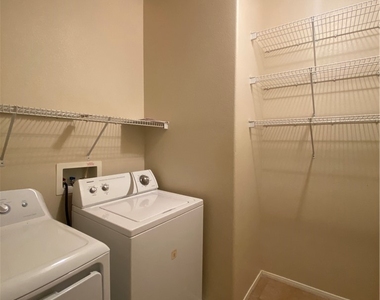 5980 Fidenza Avenue - Photo Thumbnail 27