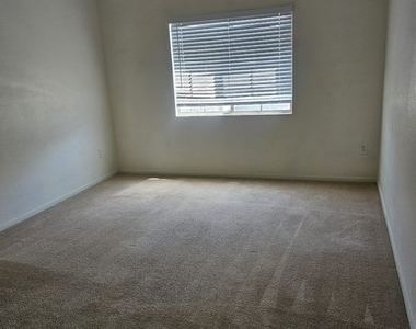 6160 Rumrill Street - Photo Thumbnail 9