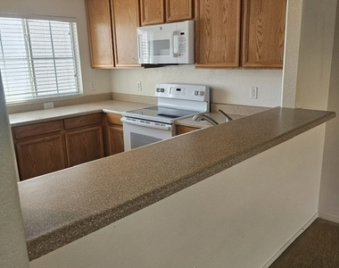 6160 Rumrill Street - Photo Thumbnail 4