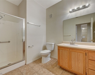 9050 W Warm Springs Road - Photo Thumbnail 18