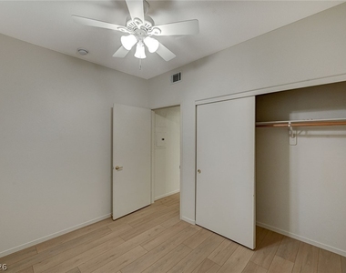 9050 W Warm Springs Road - Photo Thumbnail 31