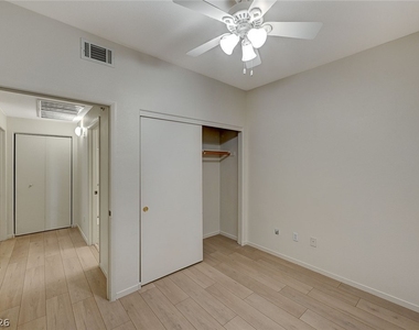 9050 W Warm Springs Road - Photo Thumbnail 32