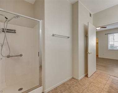 9050 W Warm Springs Road - Photo Thumbnail 28