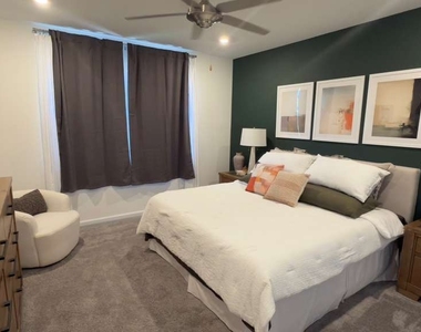 4717 Woodland Avenue - Photo Thumbnail 21