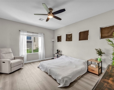 6777 Byron Bay Court - Photo Thumbnail 21