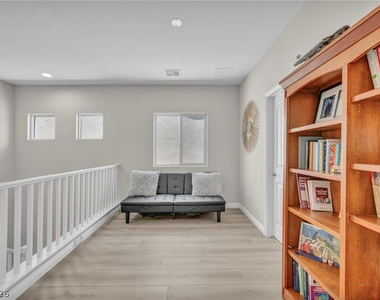 6777 Byron Bay Court - Photo Thumbnail 23