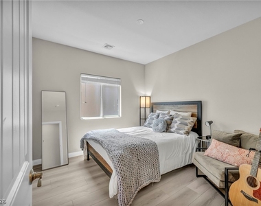 6777 Byron Bay Court - Photo Thumbnail 22