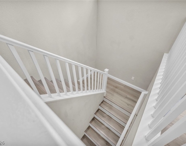 6777 Byron Bay Court - Photo Thumbnail 13
