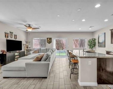 6777 Byron Bay Court - Photo Thumbnail 37