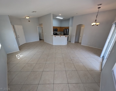 1821 Running Fawn Court - Photo Thumbnail 2