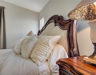 1808 Stablegate Avenue - Photo Thumbnail 20