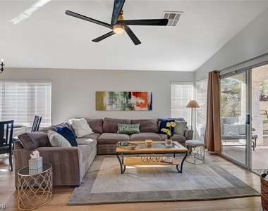 1808 Stablegate Avenue - Photo Thumbnail 2