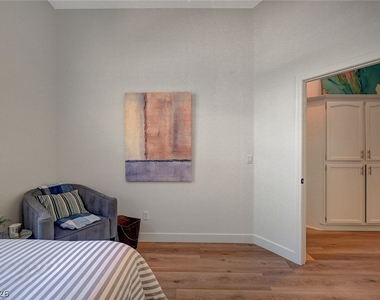 1808 Stablegate Avenue - Photo Thumbnail 8