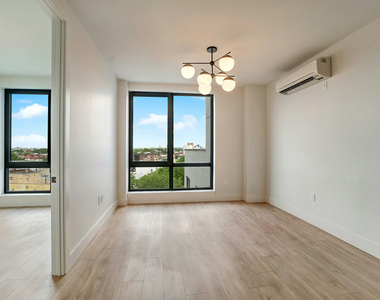 11 Herkimer Street - Photo Thumbnail 4