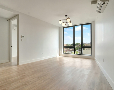 11 Herkimer Street - Photo Thumbnail 6