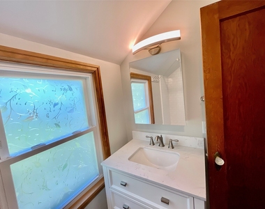 2727 Hall Street - Photo Thumbnail 33
