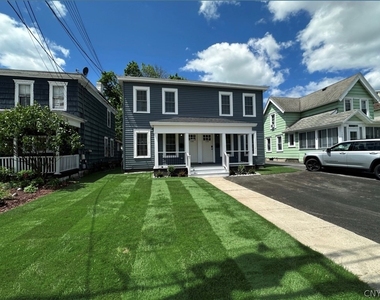 128 Caroline Avenue - Photo Thumbnail 1