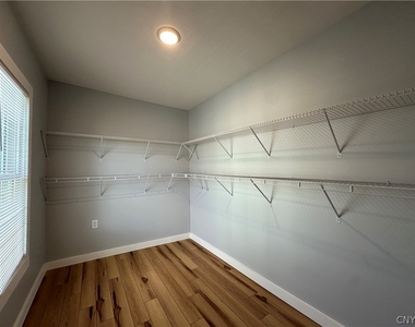 128 Caroline Avenue - Photo Thumbnail 27