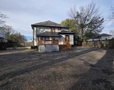 402 Meriwether Street - Photo Thumbnail 36